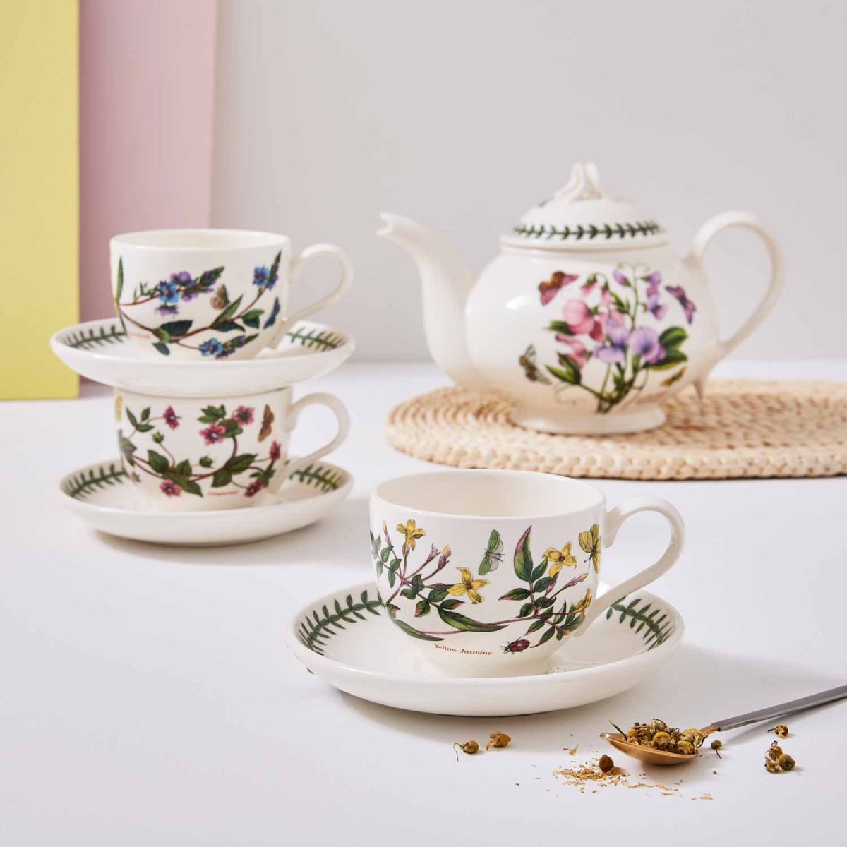 Set of 6 Botanic Garden Tea Cups and Saucers