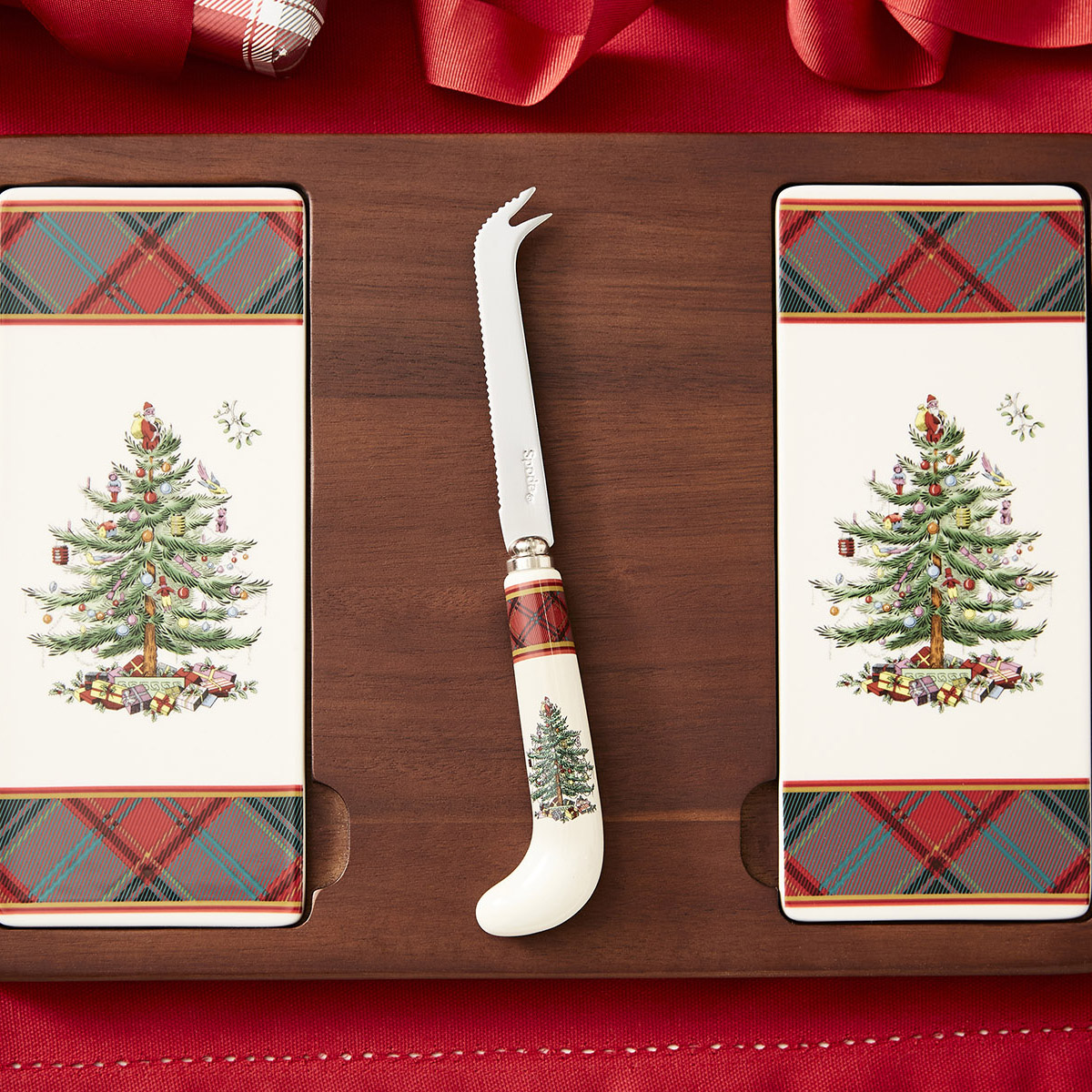 Christmas Tree Tartan Cheese Board & Knife image number null